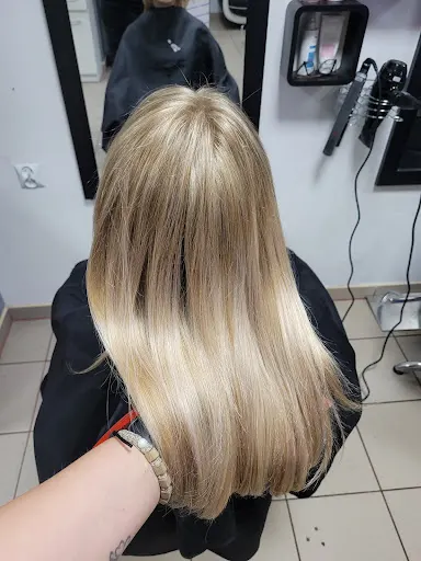 Salon fryzjerski - Szurgocińska Hair Design